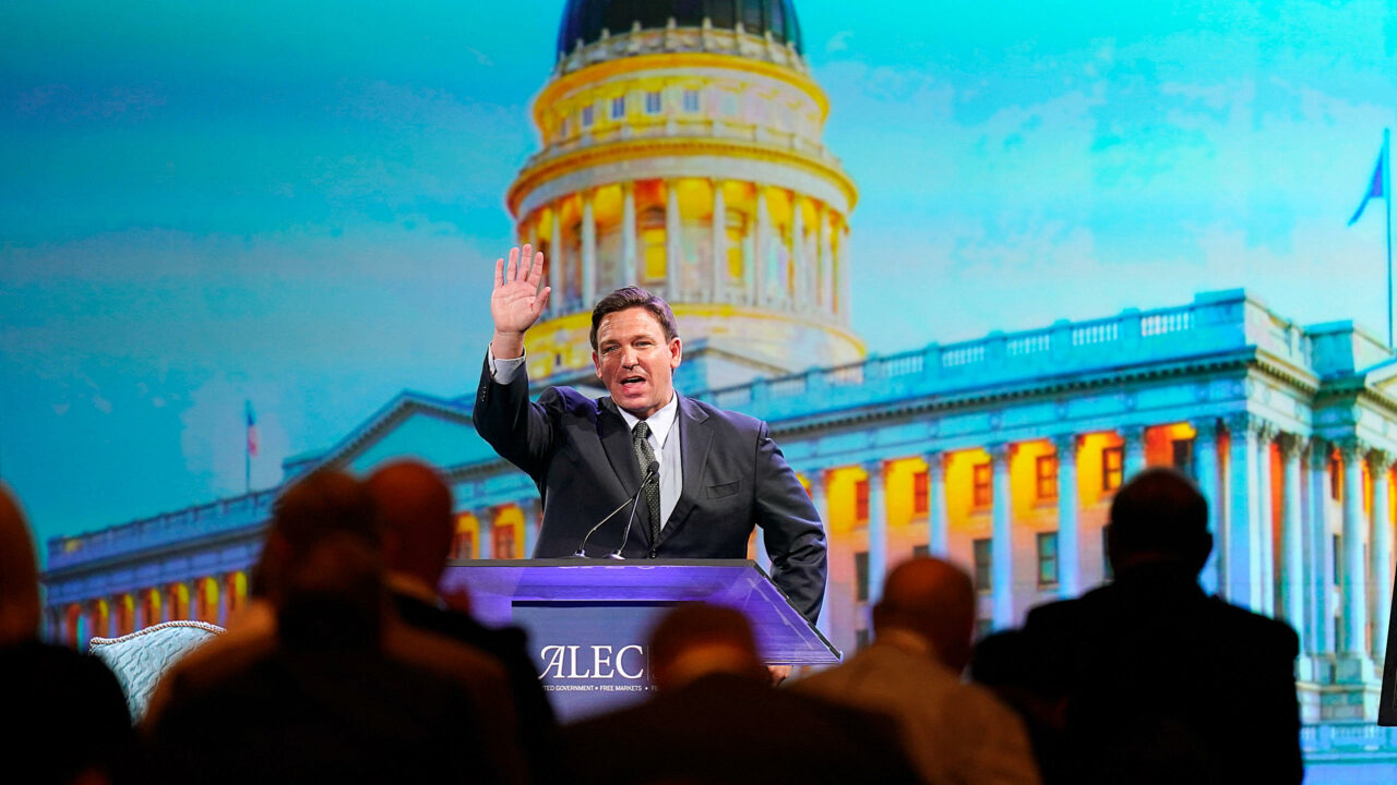 DESANTIS-ALEC-AP-PHOTO-8.2.22-1-1280x720.jpg