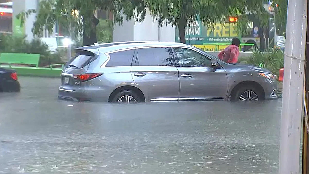 060422-brickell-flooding.jpg