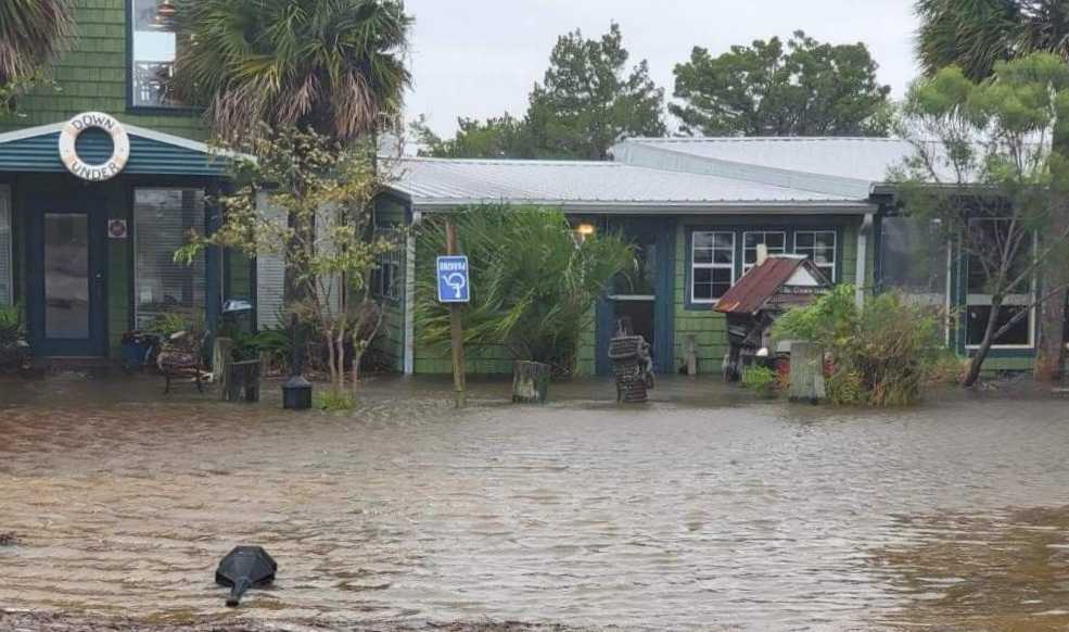 nassau county down under restaurant