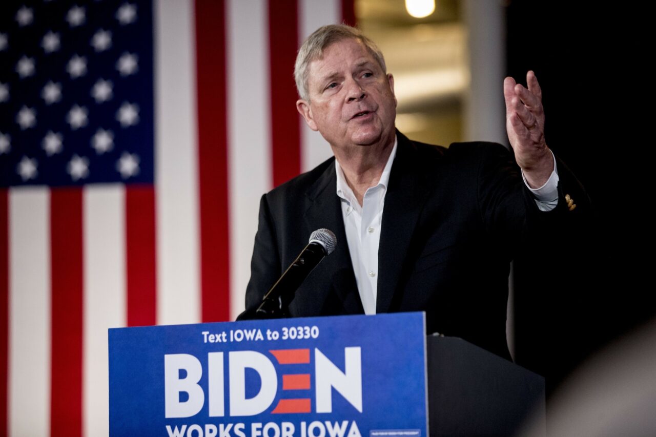 Tom-Vilsack-AP-1280x853.jpg