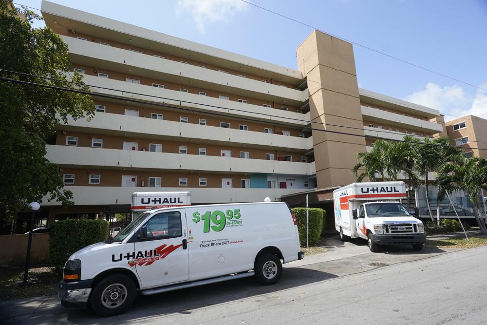 Bayview 60 Homes apartment building in North Miami Beach AP