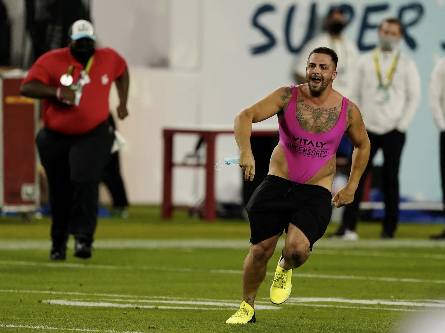 super bowl 2023 streaker｜TikTok Search