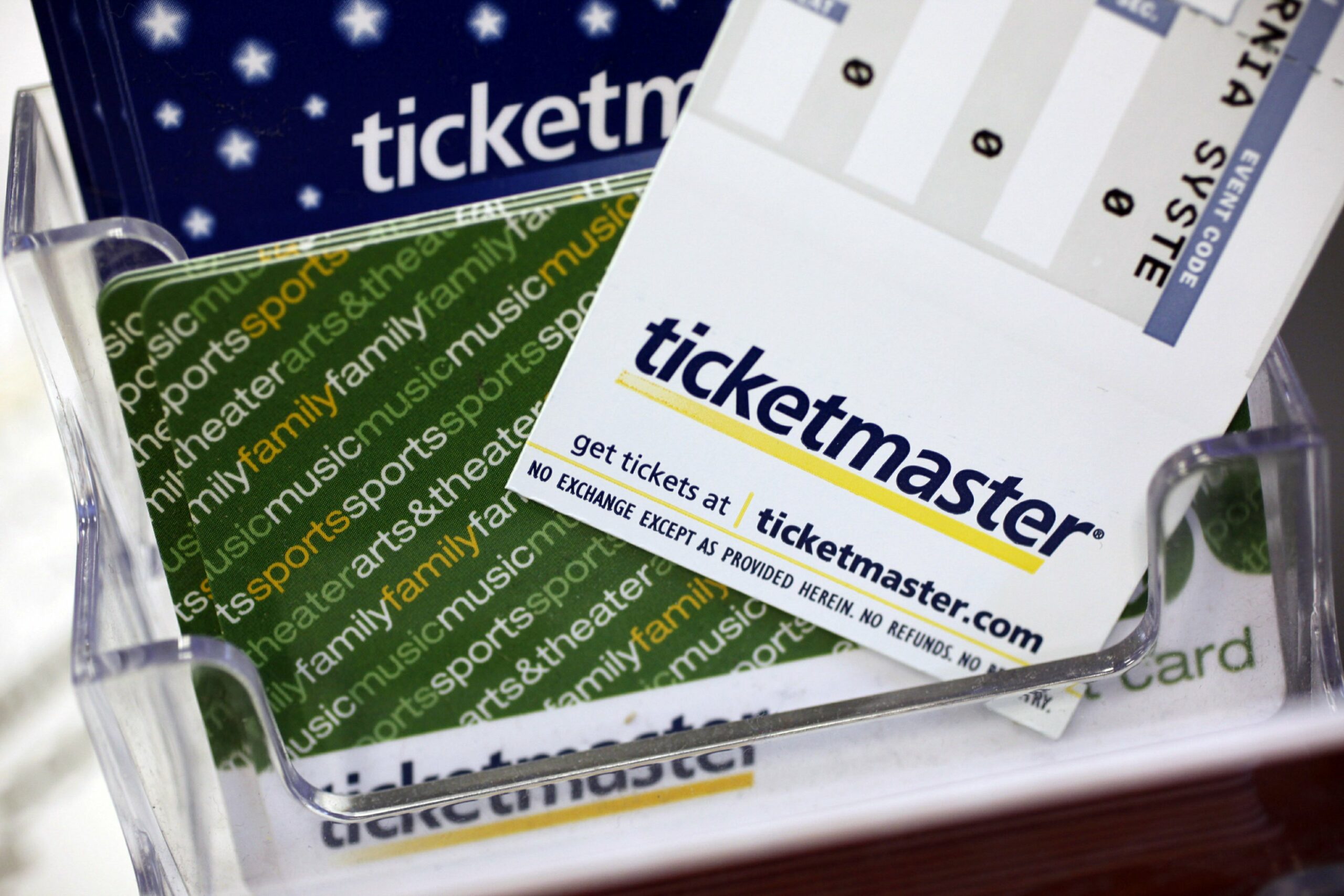 Senate panel grants admission to bill requiring transferable event tickets