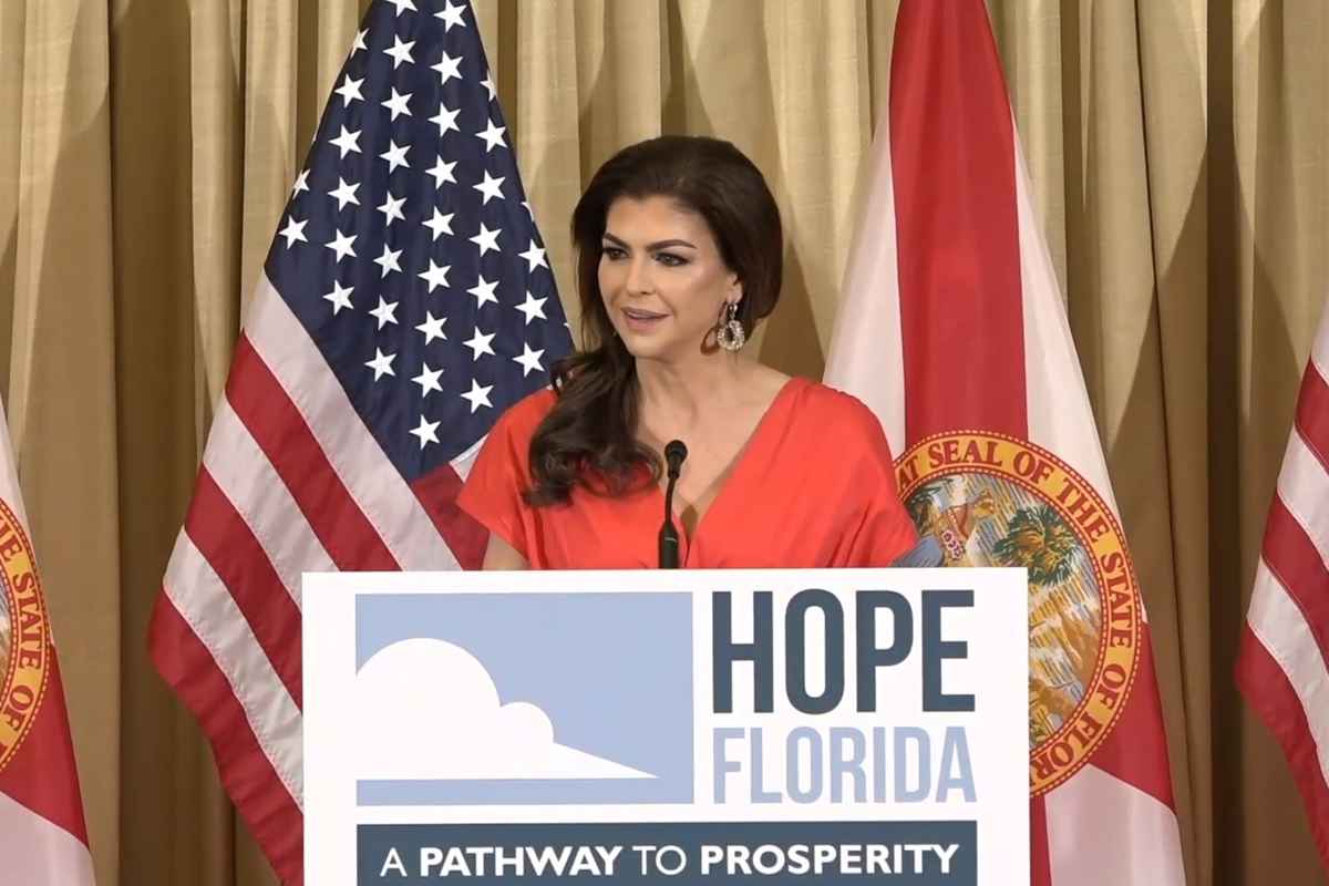 Conservative flagship magazine “clears a path” for Casey DeSantis’ gubernatorial candidacy