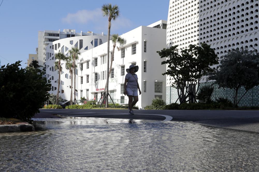 miami king tide flooding ap