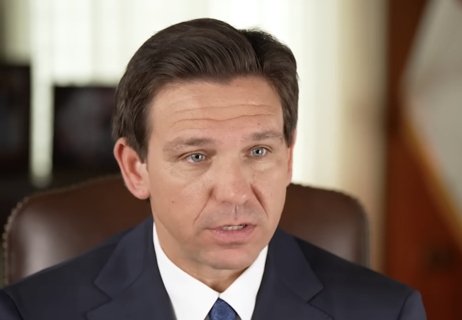 Desantis-Stossel-2.jpg