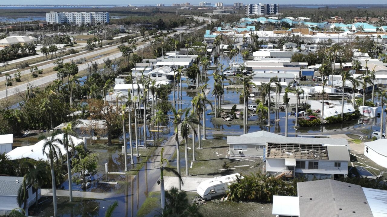 FEMA-Trailers-AP-PHOTO-Large-1280x719.jpg