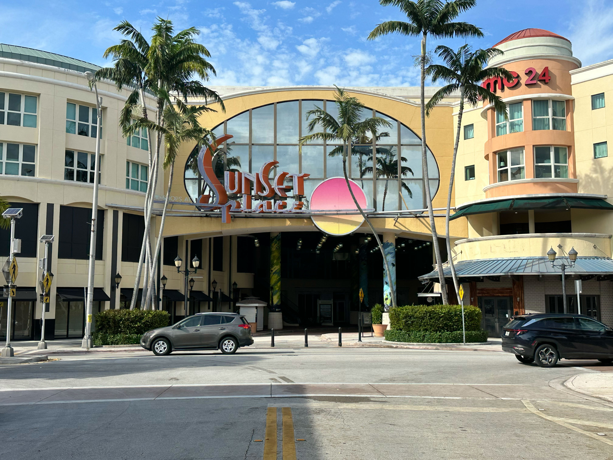 South Miami's Sunset Place revival gets green light