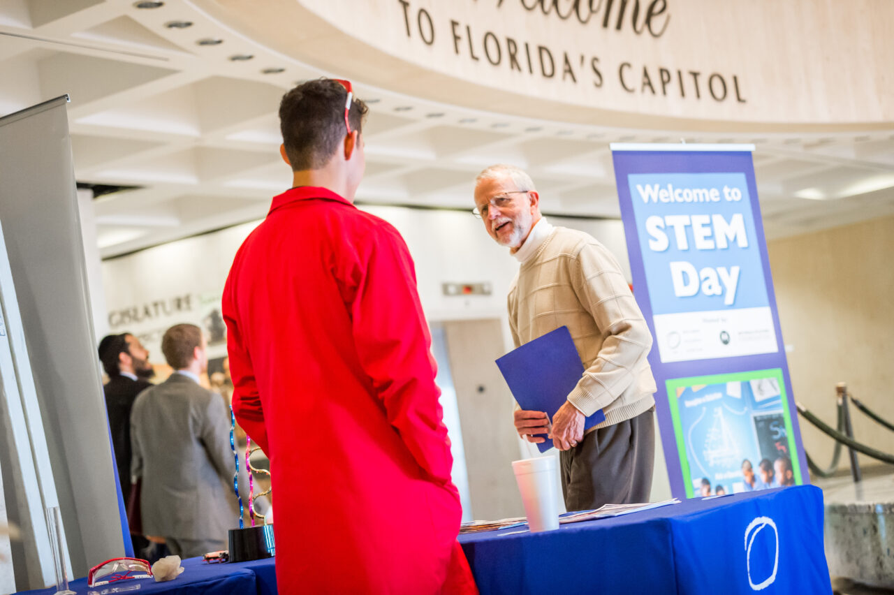 Orlando Science Center hosts STEM Day at the Capital, photo by Roberto Gonzalez
