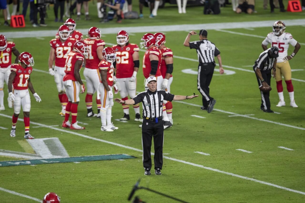Bill-Vinovich-Super-Bowl-NFL-referee-1280x853.jpg