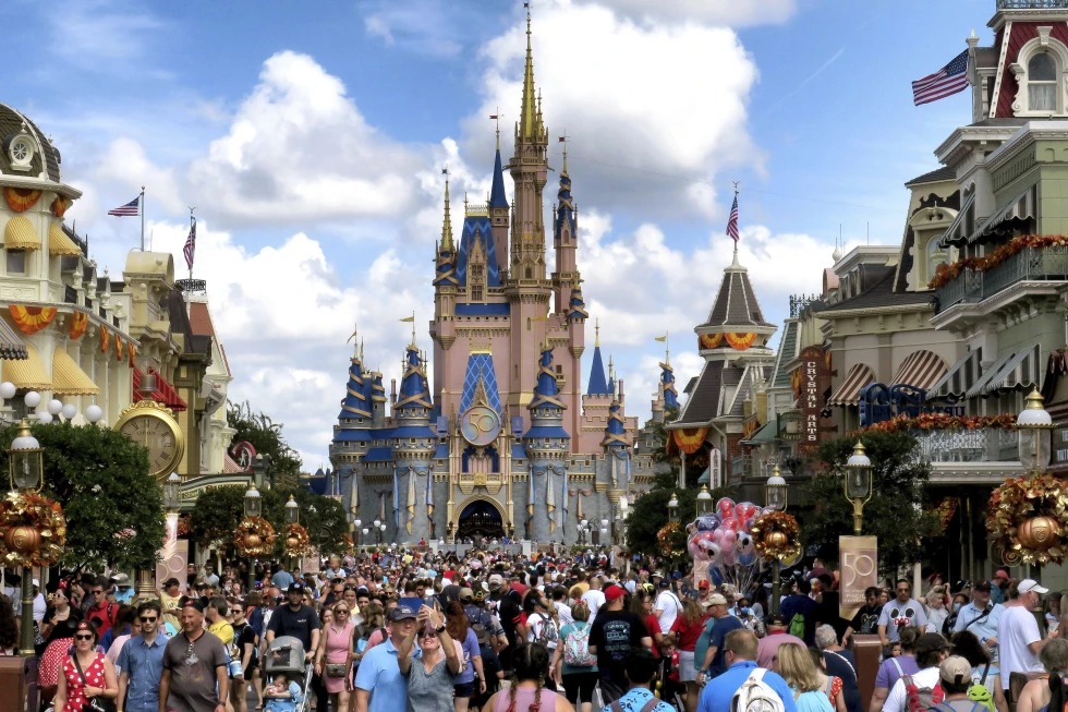 Walt-Disney-World-Magic-Kingdom.jpg
