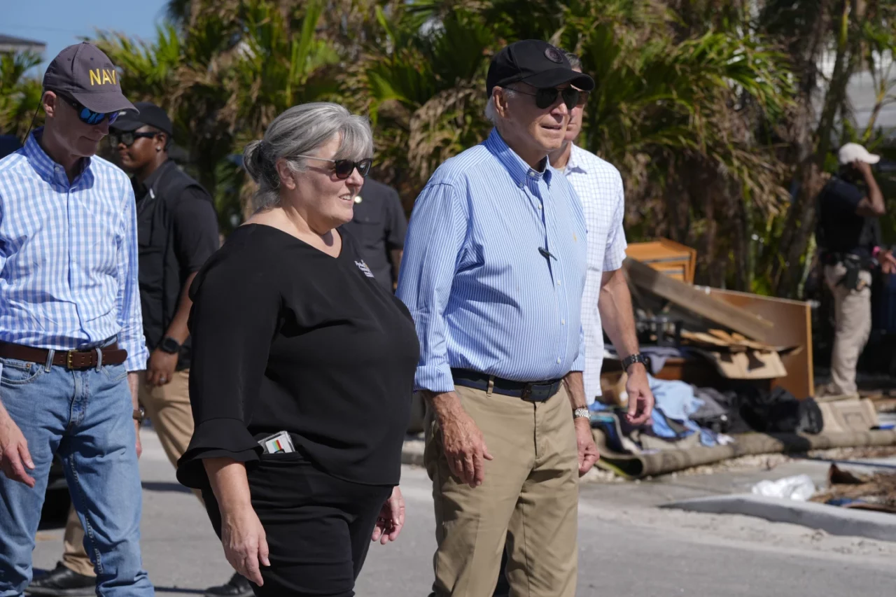 biden-joe-surveying-hurricane-damage-1280x853.webp