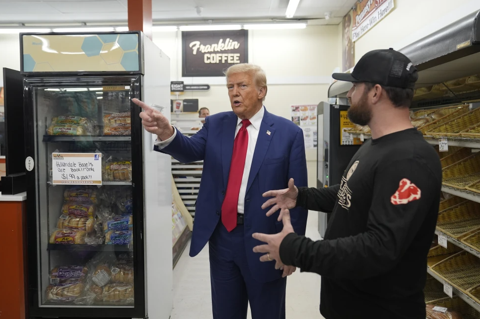 Donald Trump supermarket AP