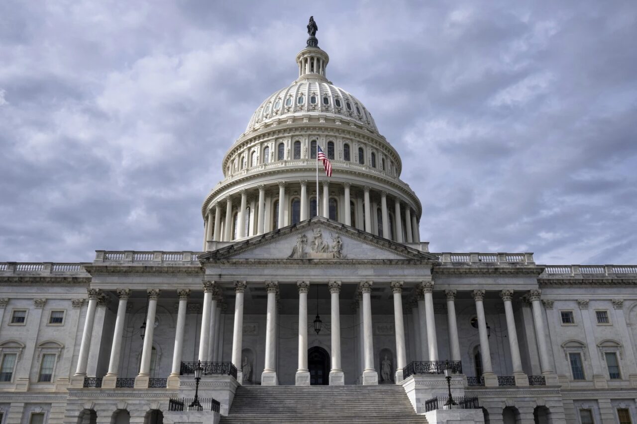 U.S.-Capitol-2-1280x853.jpg