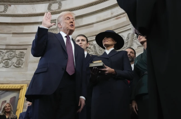 Donald Trump swears in AP