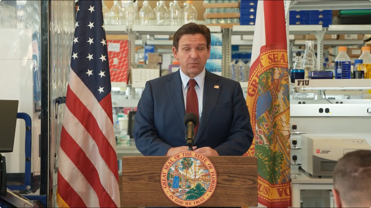 DeSantis X FIU