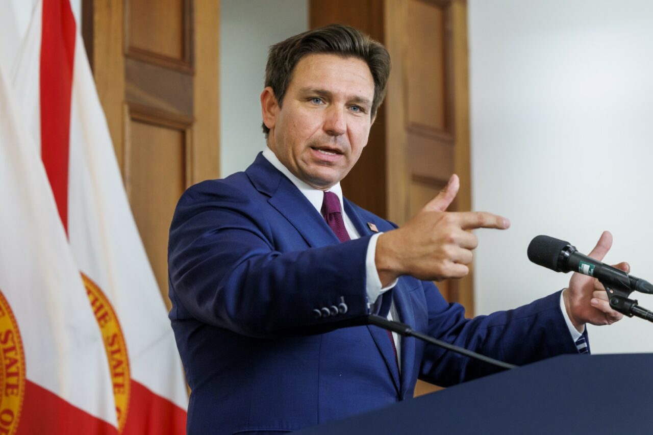 FLAPOL030425CH032