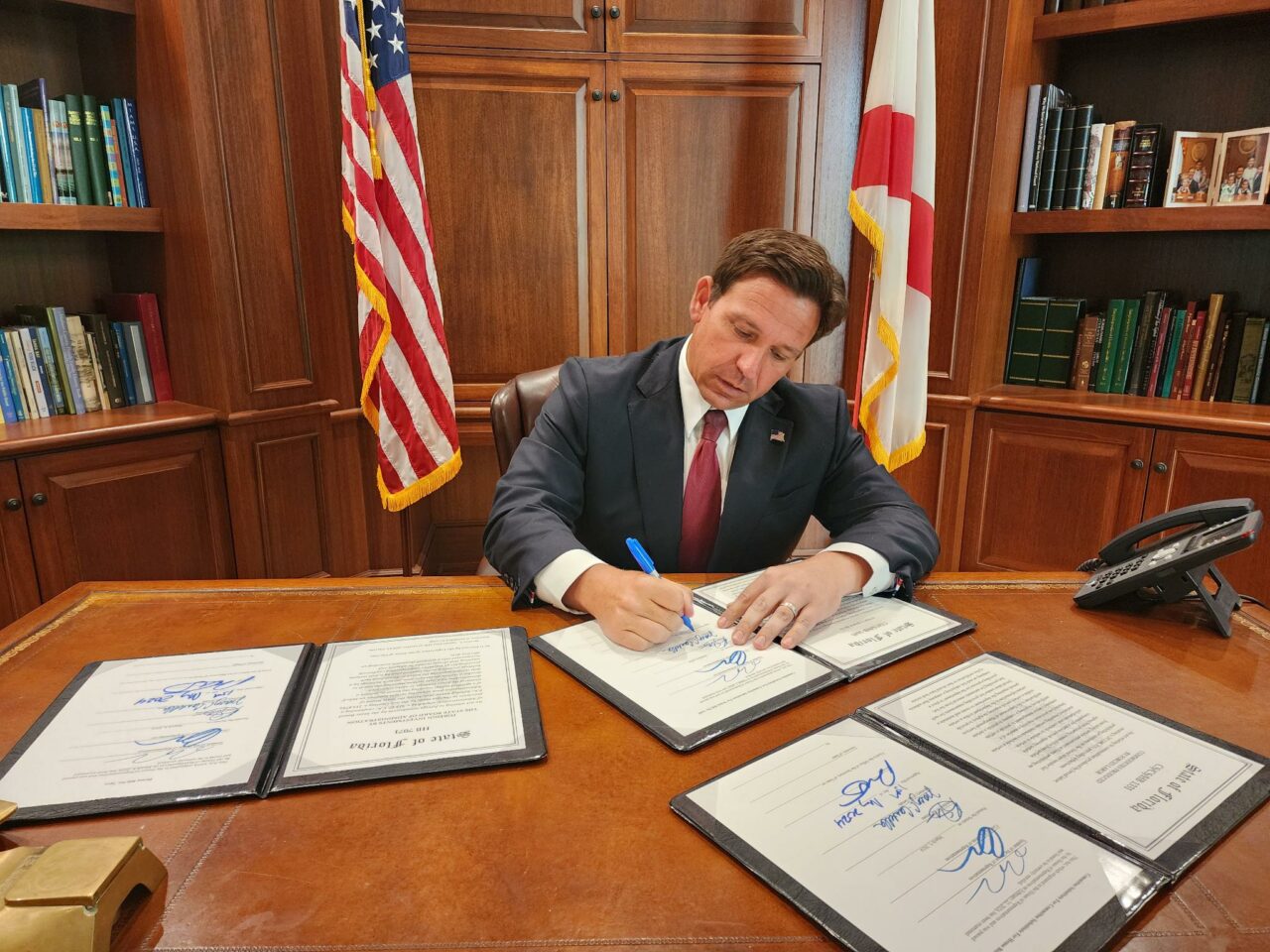 deSantis-bill-signing-1280x960.jpeg