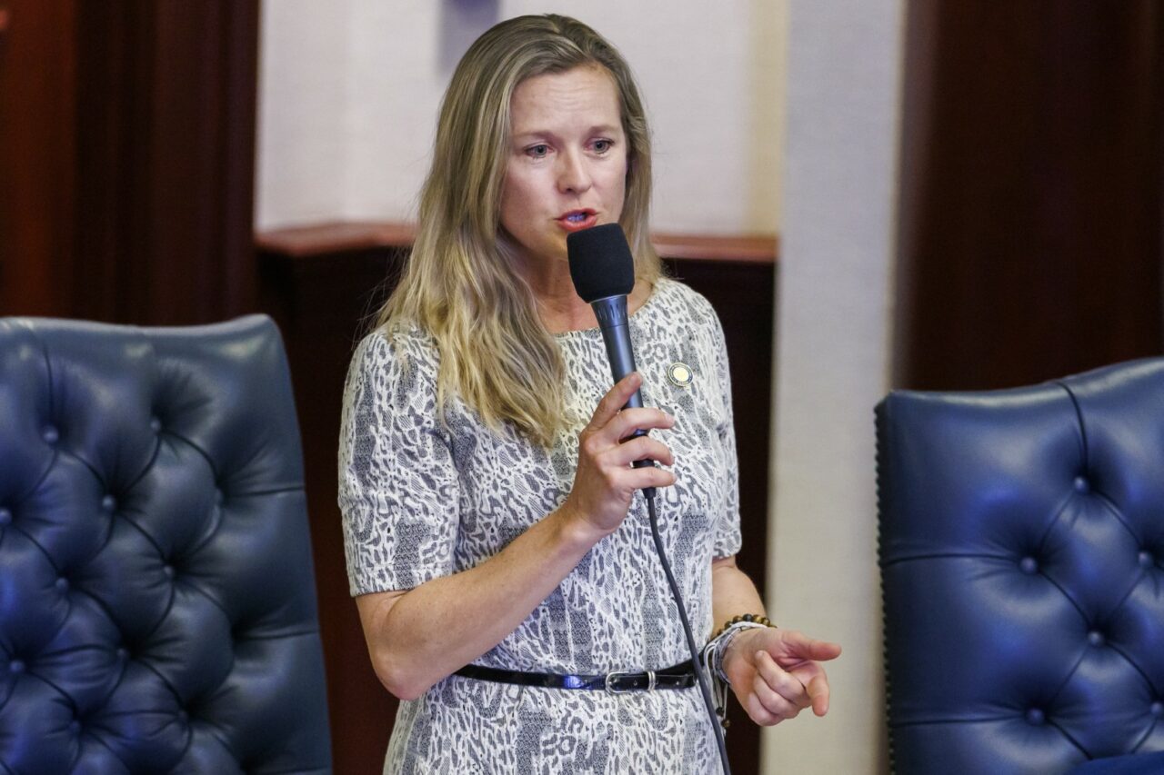 FLAPOL050225CH049
